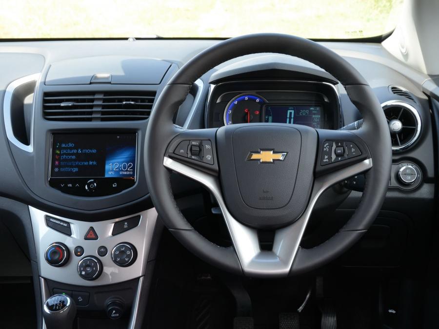  Chevrolet Trax 2013 года  (UK) (фото 4 из 11)